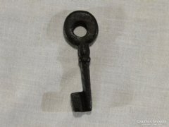 0A566 Antik különleges kovácsoltvas kapukulcs