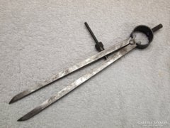 Antik, régi szerszám,eszköz, fém körző 2