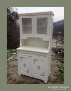 Antik,romantikus konyha szekrény,kredenc