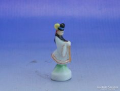 0A836 Antik mini herendi porcelán figura
