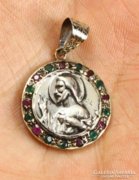 Rubin-smaragd Jézus ezüst medál