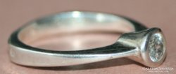 Button foglalatú ezüst gyűrű