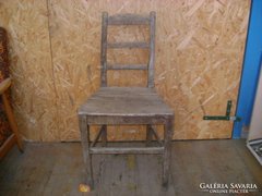 Antik fenyő szék - felújítandó
