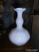 Fehér meisseni váza