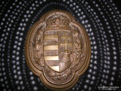 Magyar címer bronzból