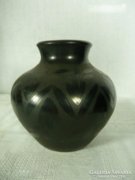 AB22 Jelzett nádudvari fekete kerámia kis váza
