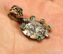 Smaragd-topáz ezüst Jézus medál