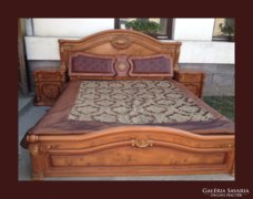 Dekoratív francia ágy,ágyneműtartóval,garnitúra része