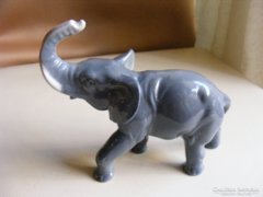 porcelán elefánt