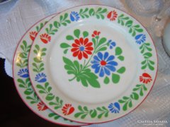   Magyaros Virágos tányérok 19 cm alföldi termék
