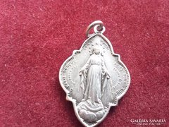 Ezüst Szűz Mária medál ("csodás medál")