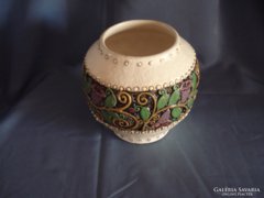 A special Austrian Jugendstil majolica vase