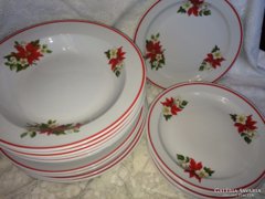 Zsolnay mikulásvirágos tányérok 18 db