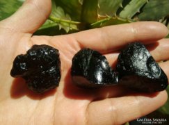 Valódi Dél-Ázsiai tektites meteorit darabok eladók! 