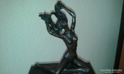 Erotikus akt bronz szobor márvány talppal