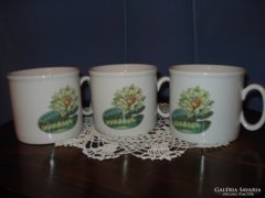 Zsolnay porcelán tavirózsás csészék (3db)
