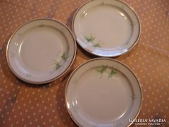 6 db különböző Zsolnay tányér csomag