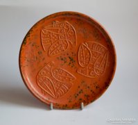 Retro zsűrizett iparművész kerámia tányér madaras páva