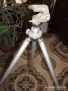 Három darab fényképező teleszkópos álvány