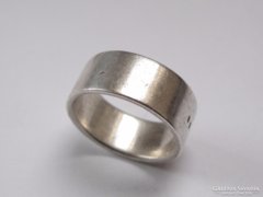 Széles,vastag ezüst karikagyűrű