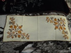 Brown flower pattern embroidered tablecloth - table cloth