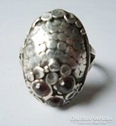 Állítható designer kézműves ezüst gyűrű gránáttal