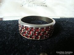Szép gránát köves ezüst gyűrű