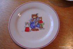 Macis gyerek tányér  19 cm