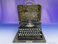 0E850 Antik TRIUMPH írógép