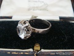Skandináv állítható ezüst gyűrű hegyikristállyal
