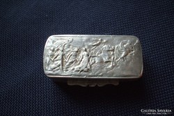 Antik bécsi ezüst puttós tubákos szelence