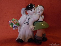 Antik Zsolnay porcelán szerelmespár figura