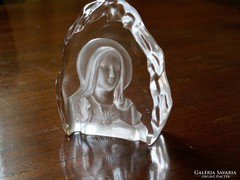 Csodás kristály Mária