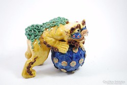 Régi kínai oroszlán szobor