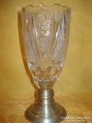 Ezüst talpas csiszolt kristályüveg váza