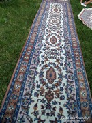 Iszfahan kézi csomózású gyapjú futó szőnyeg 380x80