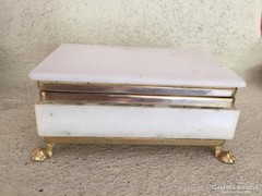 Márvány ékszertartó aranyozott lábakkal, marble jewelry box 