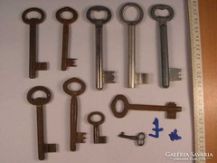 10 db Antik kulcs gyűjtőknek J