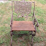 Dekorativ kerti szék
