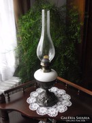 Asztali petróleum lámpa öntöttvas talppal