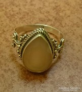 Rózsakvarc köves ezüst gyűrű