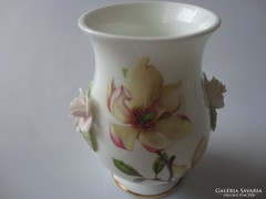 Staffordshire váza, Magnolia