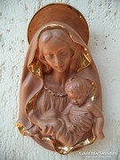 Goldscheider fali dísz szobor Madonna a gyermek Jézussal