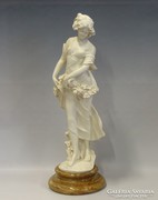 0I178 Nagyméretű alabástrom szecessziós női szobor