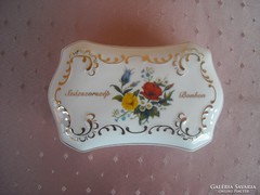 hollóházi Százszorszép porcelán bonbonier