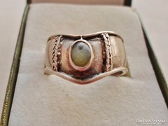 Nagyon régi köves hátul nyitott ezüstgyűrű