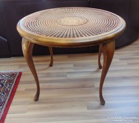 Chippendale asztal