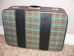 Retro kockás koffer bőrönd