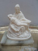 Mária Jézussal alabástrom szobrocska márvány talapzaton