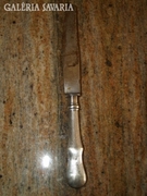 Antik kés, koronás monogrammal